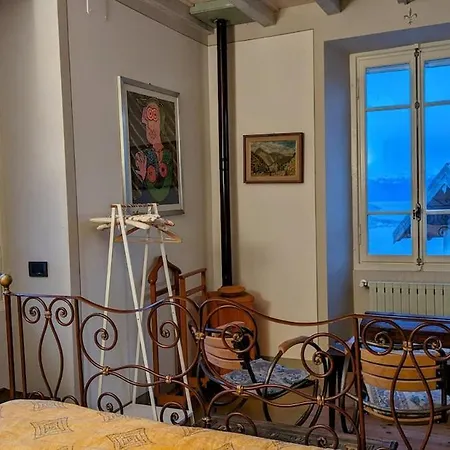 The Rooster House A Study In Apartment